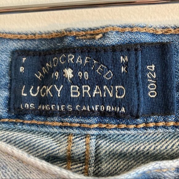 LUCKY BRAND Sz 00/24 The Cut Off Embroidered Hem Mid-Rise Denim Jean Shorts - Picture 2 of 12